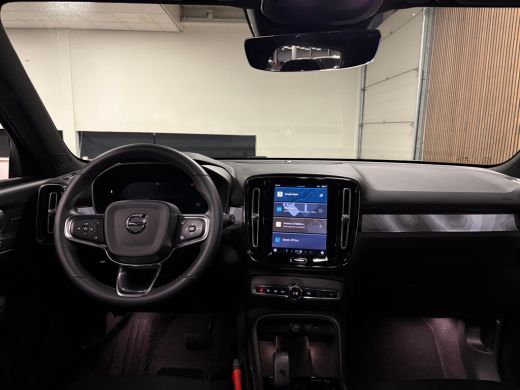 Volvo  EX40 Single Motor Extended Range Ultra Black Ed. 82 kWh | Vol! | 95% SoH | Trekhaak | Schuifdak | 360&deg;... ActivLease financial lease