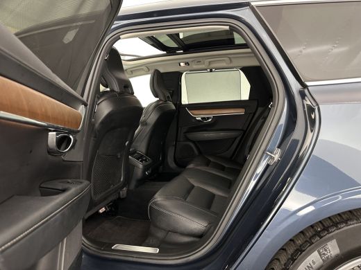 Volvo  V90 2.0 D4 Momentum Pro (INCL-BTW) Aut. *PANO | LEATHER | HEAD-UP | FULL-LED | MEMORY-PACK | HEATED-S... ActivLease financial lease