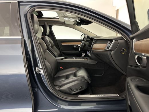 Volvo  V90 2.0 D4 Momentum Pro (INCL-BTW) Aut. *PANO | LEATHER | HEAD-UP | FULL-LED | MEMORY-PACK | HEATED-S... ActivLease financial lease