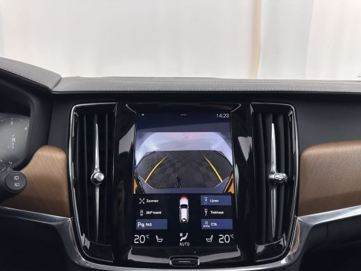 Volvo  V90 2.0 D4 Momentum Pro (INCL-BTW) Aut. *PANO | LEATHER | HEAD-UP | FULL-LED | MEMORY-PACK | HEATED-S... ActivLease financial lease