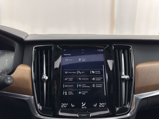 Volvo  V90 2.0 D4 Momentum Pro (INCL-BTW) Aut. *PANO | LEATHER | HEAD-UP | FULL-LED | MEMORY-PACK | HEATED-S... ActivLease financial lease