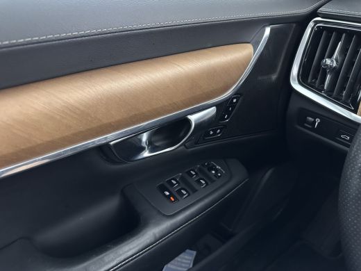 Volvo  V90 2.0 D4 Momentum Pro (INCL-BTW) Aut. *PANO | LEATHER | HEAD-UP | FULL-LED | MEMORY-PACK | HEATED-S... ActivLease financial lease