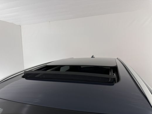 Volvo  V90 2.0 D4 Momentum Pro (INCL-BTW) Aut. *PANO | LEATHER | HEAD-UP | FULL-LED | MEMORY-PACK | HEATED-S... ActivLease financial lease