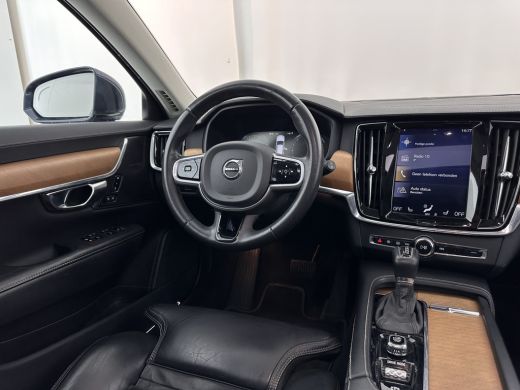 Volvo  V90 2.0 D4 Momentum Pro (INCL-BTW) Aut. *PANO | LEATHER | HEAD-UP | FULL-LED | MEMORY-PACK | HEATED-S... ActivLease financial lease