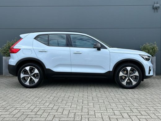 Volvo  XC40 2.0 B4 Plus Dark | Trekhaak | Memory-stoel | Climate pack | Harman/Kardon | All-seasons | Verwarm... ActivLease financial lease