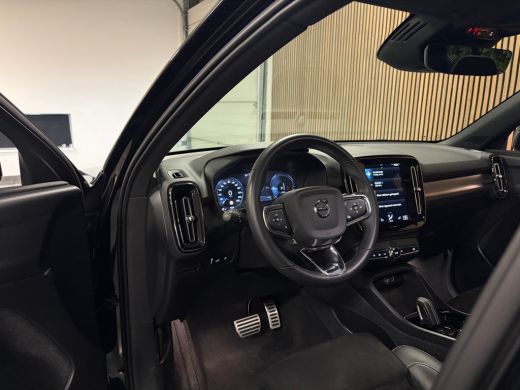 Volvo  XC40 T5 Recharge R-Design | Schuifdak | Trekhaak | Onderkant mee gespoten incl. black pack | Adaptieve... ActivLease financial lease