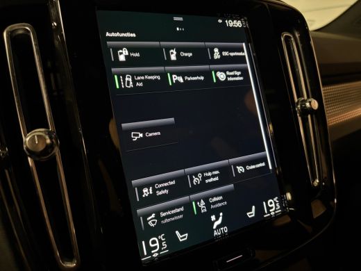 Volvo  XC40 T5 Recharge R-Design | Schuifdak | Trekhaak | Onderkant mee gespoten incl. black pack | Adaptieve... ActivLease financial lease