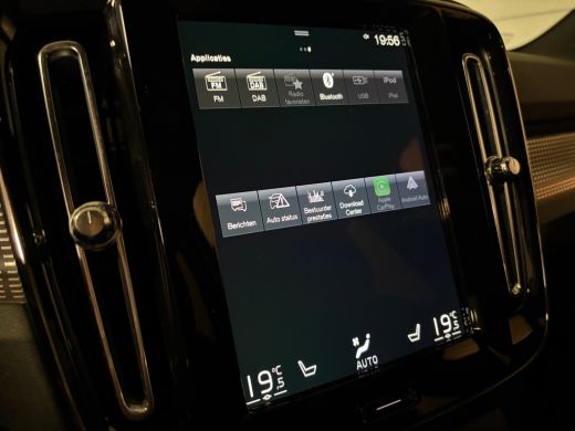 Volvo  XC40 T5 Recharge R-Design | Schuifdak | Trekhaak | Onderkant mee gespoten incl. black pack | Adaptieve... ActivLease financial lease