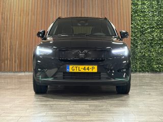Volvo  EX40 Single Motor Extended Range Ultra Black Ed. 82 kWh | Vol! | 95% SoH | Trekhaak | Schuifdak | 360&deg;...
