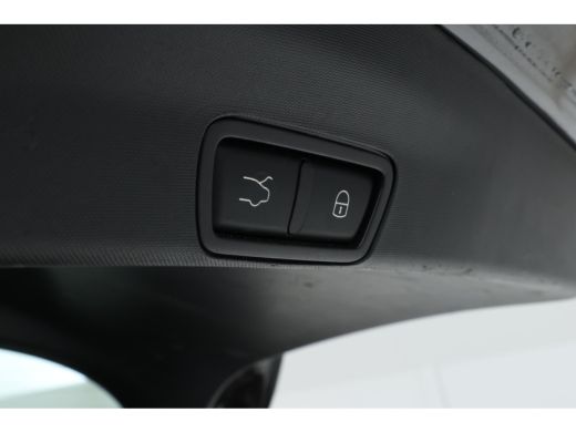 Alfa Romeo Stelvio 2.2d Super Automaat, Navigatie, Leer, Climate, ActivLease financial lease