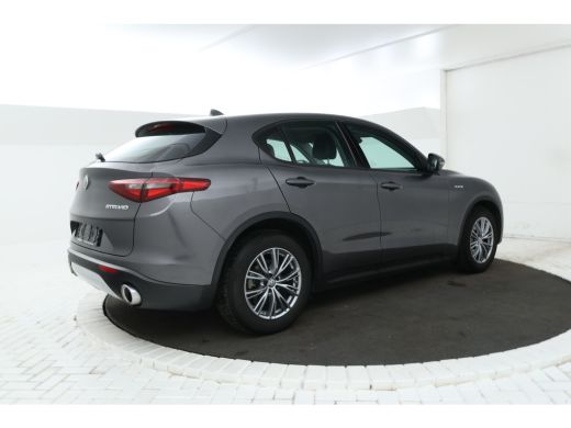 Alfa Romeo Stelvio 2.2d Super Automaat, Navigatie, Leer, Climate, ActivLease financial lease