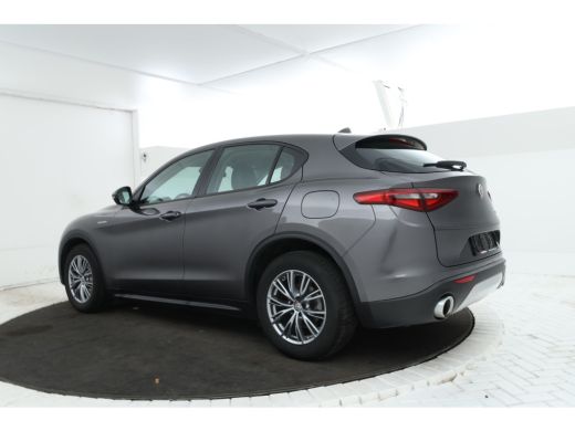 Alfa Romeo Stelvio 2.2d Super Automaat, Navigatie, Leer, Climate, ActivLease financial lease