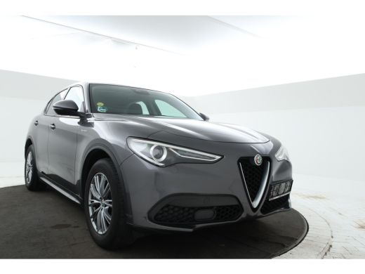 Alfa Romeo Stelvio 2.2d Super Automaat, Navigatie, Leer, Climate, ActivLease financial lease