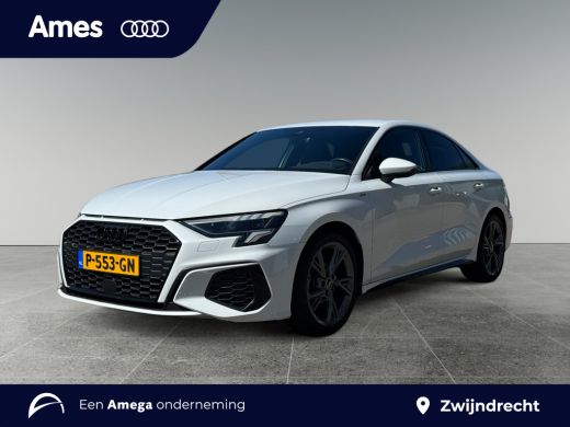 Audi A3 Limousine 30 110pk TFSI S edition Parkeerhulp achter | Cruise control | 	MMI navigatie plus MMI t...