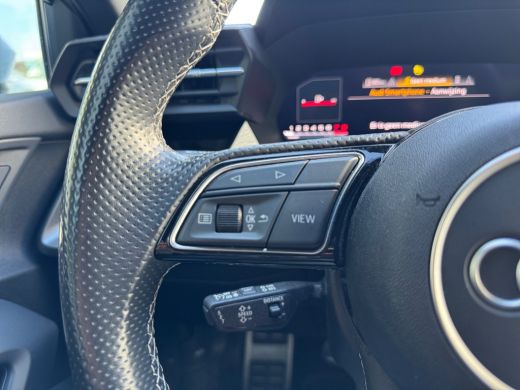 Audi A3 Limousine 30 110pk TFSI S edition Parkeerhulp achter | Cruise control | 	MMI navigatie plus MMI t... ActivLease financial lease