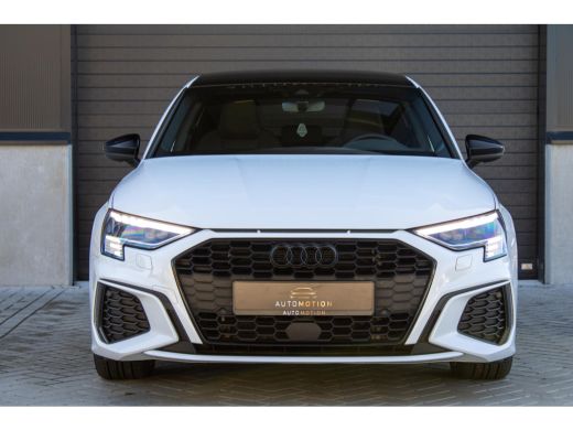 Audi A3 Sportback 40 TFSIe Sline Pano Maxton Diffuser Matrix Camera Sfeerverlichting ActivLease financial lease