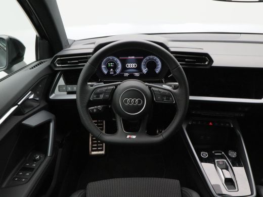 Audi A3 Sportback 45 TFSi e 272 Pk S-Line Competition | Stoelverwarming | Trekhaak | Camera | Adaptive Cr... ActivLease financial lease