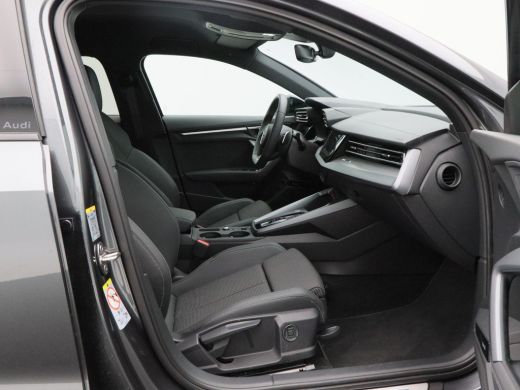 Audi A3 Sportback 45 TFSi e 272 Pk S-Line Competition | Stoelverwarming | Trekhaak | Camera | Adaptive Cr... ActivLease financial lease