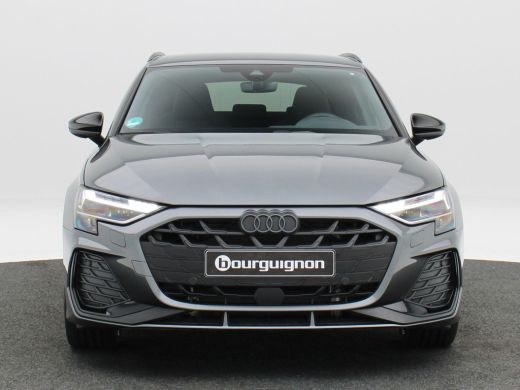 Audi A3 Sportback 45 TFSi e 272 Pk S-Line Competition | Stoelverwarming | Trekhaak | Camera | Adaptive Cr... ActivLease financial lease