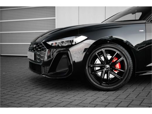 Audi A5 Avant S edition 150PK | Rode Remklauwen | Trekhaak | Stoeverw. voor | Sfeerverlichting | Privacy ... ActivLease financial lease