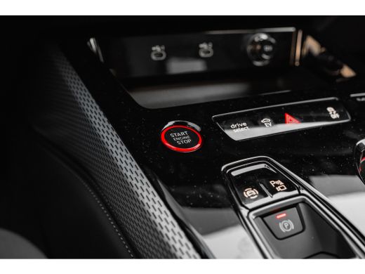 Audi A5 Limousine e-hybrid 299 pk S edition | 4-voudig verstelbare lendensteunen | Achterklep elektrisch ... ActivLease financial lease