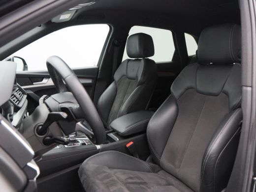 Audi Q5 55 TFSi e quattro Competition 367 Pk | Stoelverwarming | Camera | Navigatie | Adaptive Cruise | C... ActivLease financial lease