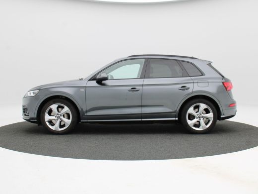 Audi Q5 55 TFSi e quattro Competition 367 Pk | Stoelverwaring | Camera | Navigatie | Adaptive Cruise | Cl... ActivLease financial lease