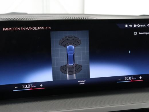 BMW 3 Serie 318i | Leder | Adaptive cruise | Stoelverwarming | Memory | Live Cockpit | Sportstoelen | Carplay... ActivLease financial lease