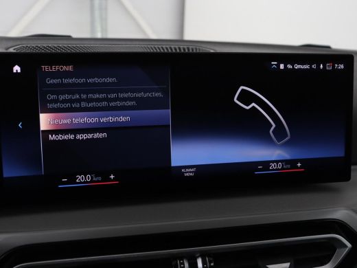 BMW 3 Serie 318i | Leder | Adaptive cruise | Stoelverwarming | Memory | Live Cockpit | Sportstoelen | Carplay... ActivLease financial lease