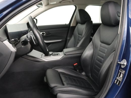 BMW 3 Serie 318i | Leder | Adaptive cruise | Stoelverwarming | Memory | Live Cockpit | Sportstoelen | Carplay... ActivLease financial lease