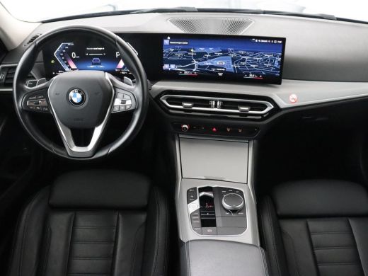 BMW 3 Serie 318i | Leder | Adaptive cruise | Stoelverwarming | Memory | Live Cockpit | Sportstoelen | Carplay... ActivLease financial lease