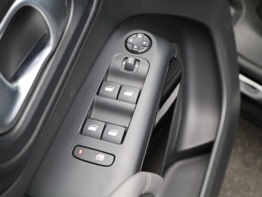 Citroën C5 Aircross 1.2 PureTech Feel | Stoelverwarming | Adaptive Cruise Control | Camera | Trekhaak Afneembaar | Hi... ActivLease financial lease