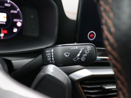 CUPRA Formentor 1.4 e-Hybrid VZ Performance 245PK DSG SOH 96%, Pano-Schuifdak, Trekhaak, Memorystoel, Elektr. Ach... ActivLease financial lease