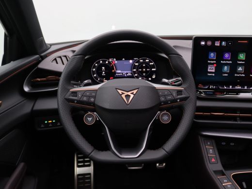 CUPRA Terramar 1.5 TSI e-Hybrid VZ Performance 272PK DSG Pano-Schuifdak, Trekhaak, 20" LM Velgen, Matrix-LED Ver... ActivLease financial lease