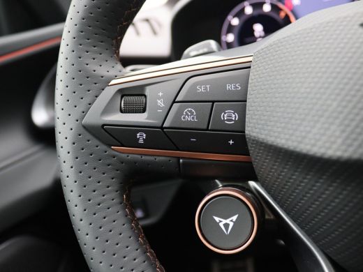 CUPRA Terramar 1.5 TSI e-Hybrid VZ Performance 272PK DSG Pano-Schuifdak, Trekhaak, 20" LM Velgen, Matrix-LED Ver... ActivLease financial lease