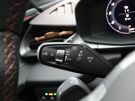 CUPRA Terramar 1.5 TSI e-Hybrid VZ Performance 272PK DSG Pano-Schuifdak, Trekhaak, 20" LM Velgen, Matrix-LED Ver... ActivLease financial lease