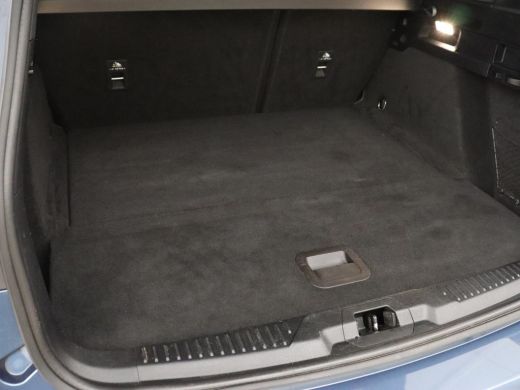 Ford Focus 1.0 EcoBoost Hybrid ST Line X | Stoel & stuurverwarming | Adaptive cruise | Camera | Navigatie | ... ActivLease financial lease