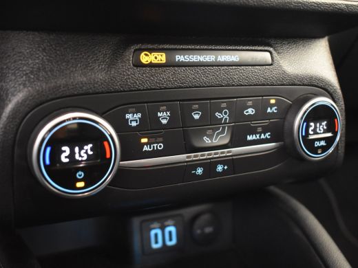 Ford Focus 1.0 EcoBoost Hybrid Titanium X Business 125Pk | Achteruitrijcamera | NAvigatie | Apple carplay An... ActivLease financial lease