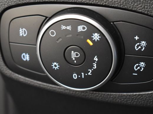 Ford Focus 1.0 EcoBoost Hybrid Titanium X Business 125Pk | Achteruitrijcamera | NAvigatie | Apple carplay An... ActivLease financial lease