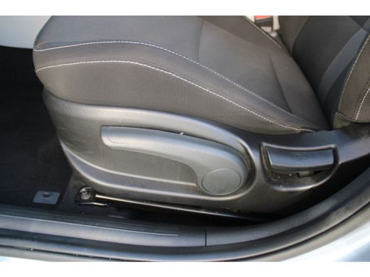 Hyundai i20 1.0 T-GDI Premium | Achteruitrijcamera | Airco (automatisch) | Lichtmetalen velgen 17" ActivLease financial lease