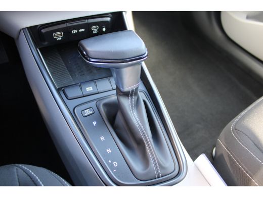 Hyundai i20 1.0 T-GDI Premium | Achteruitrijcamera | Airco (automatisch) | Lichtmetalen velgen 17" ActivLease financial lease