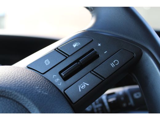 Hyundai i20 1.0 T-GDI Premium | Keyless entry | Lichtmetalen velgen 17" | Metaal-/micakleur ActivLease financial lease