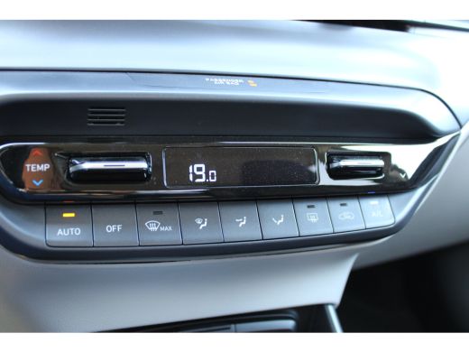 Hyundai i20 1.0 T-GDI Premium | Keyless entry | Lichtmetalen velgen 17" | Metaal-/micakleur ActivLease financial lease