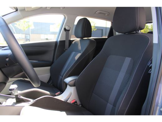 Hyundai i20 1.0 T-GDI Premium | Keyless entry | Lichtmetalen velgen 17" | Metaal-/micakleur ActivLease financial lease