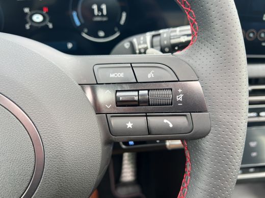 Hyundai Tucson 1.6 T-GDI PHEV 252pk N-Line Sky Business | Schuifdak | Dodehoekdetectie | Stoelverwarming | Stuur... ActivLease financial lease