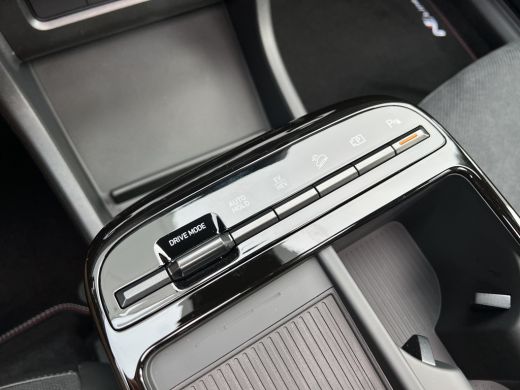 Hyundai Tucson 1.6 T-GDI PHEV 252pk N-Line Sky Business | Schuifdak | Dodehoekdetectie | Stoelverwarming | Stuur... ActivLease financial lease