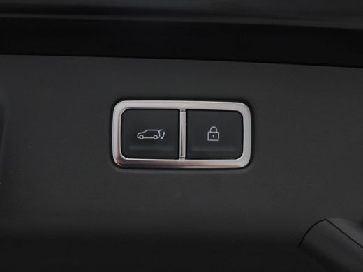 Kia EV9 Plus 99.8 kWh 276 Pk 7-Persoons | Trekhaak | 360&deg; Camera | Panoramadak | Stoelverwarming & Ventil... ActivLease financial lease