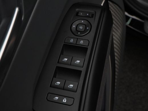 Kia EV9 Plus 99.8 kWh 276 Pk 7-Persoons | Trekhaak | 360&deg; Camera | Panoramadak | Stoelverwarming & Ventil... ActivLease financial lease