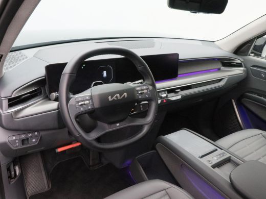 Kia EV9 Plus 99.8 kWh 276 Pk 7-Persoons | Trekhaak | 360&deg; Camera | Panoramadak | Stoelverwarming & Ventil... ActivLease financial lease