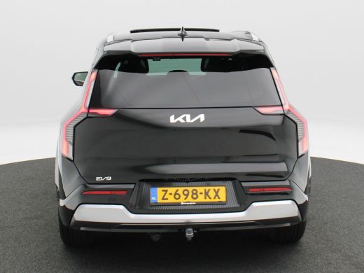 Kia EV9 Plus 99.8 kWh 276 Pk 7-Persoons | Trekhaak | 360&deg; Camera | Panoramadak | Stoelverwarming & Ventil... ActivLease financial lease
